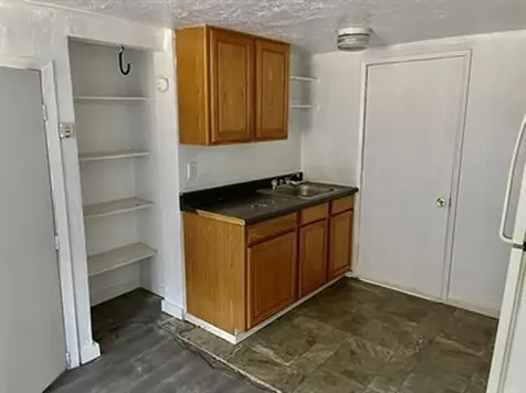 36 Dewey Street Ashland OR 97520