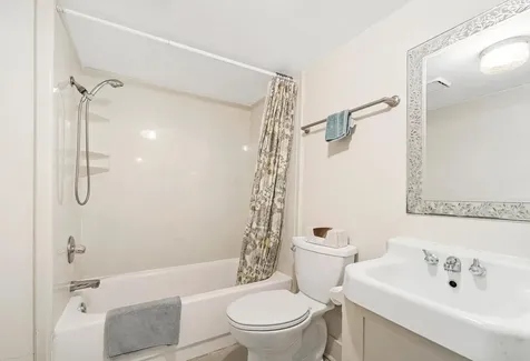 36 Dewey Street Ashland OR 97520