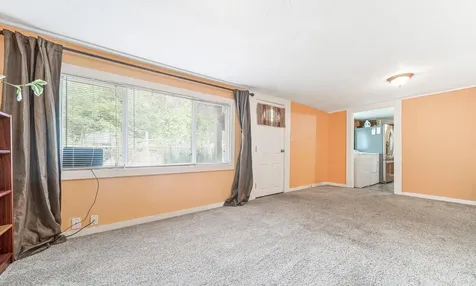 36 Dewey Street Ashland OR 97520