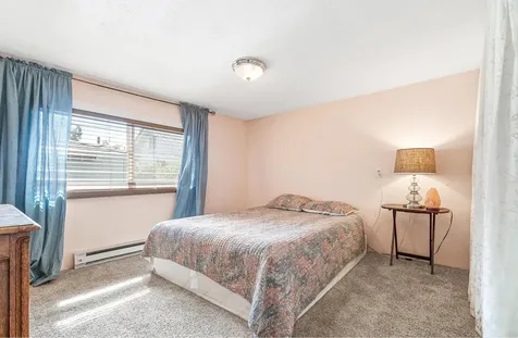 36 Dewey Street Ashland OR 97520