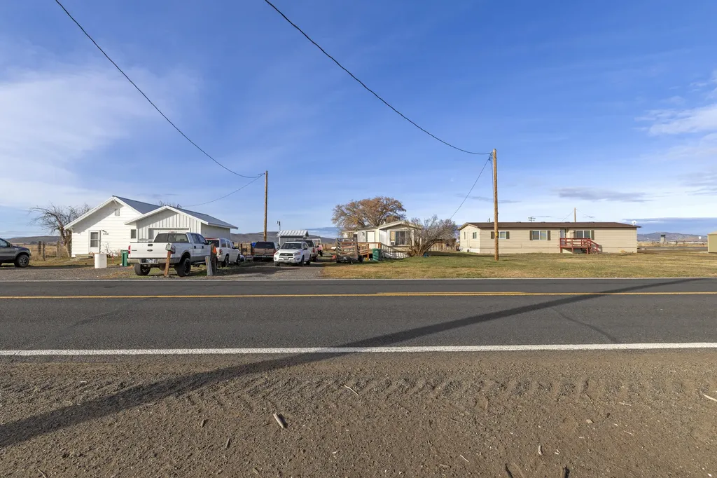 8306 Homedale Road Klamath Falls OR 97603
