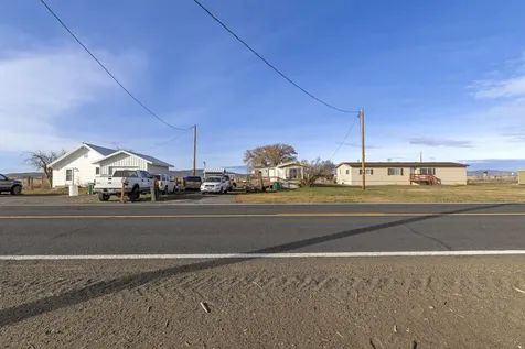 8306 Homedale Road Klamath Falls OR 97603