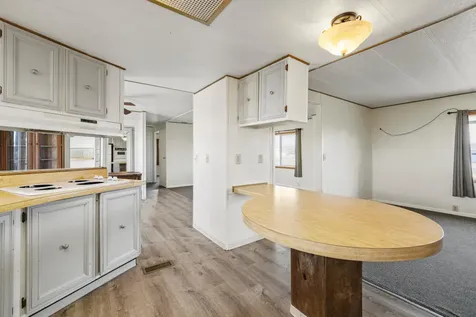 8306 Homedale Road Klamath Falls OR 97603