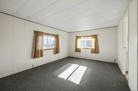 8306 Homedale Road Klamath Falls OR 97603