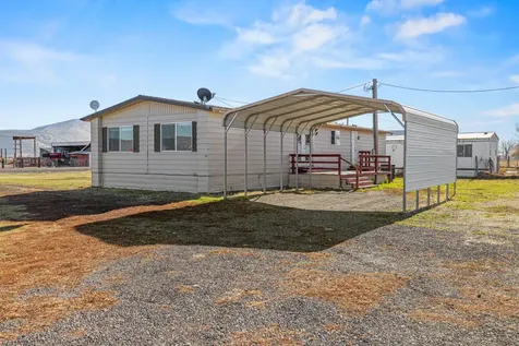 8306 Homedale Road Klamath Falls OR 97603