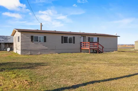 8306 Homedale Road Klamath Falls OR 97603