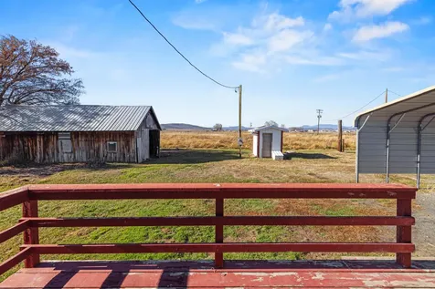 8306 Homedale Road Klamath Falls OR 97603