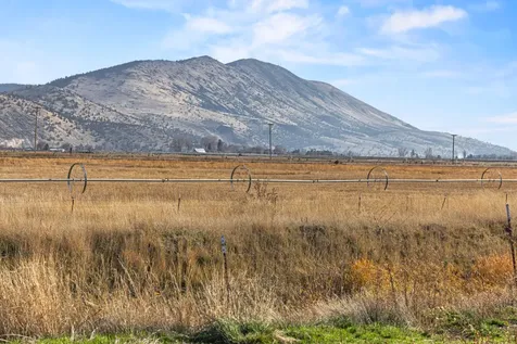 8306 Homedale Road Klamath Falls OR 97603