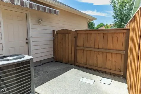 2206 Egret Court Grants Pass OR 97526