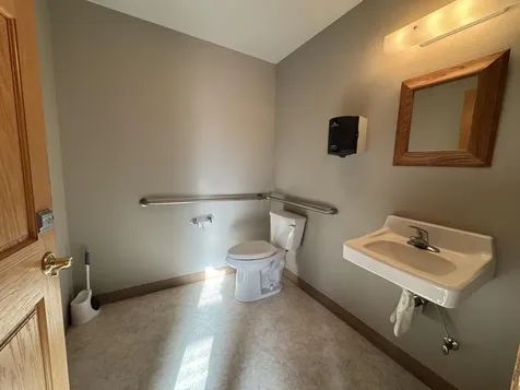 917 SW Highland Avenue Redmond OR 97756