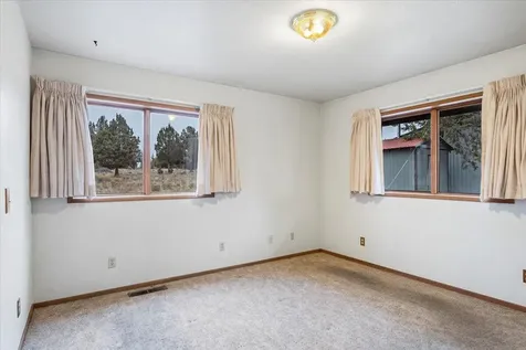 12293 SW Peninsula Drive Terrebonne OR 97760