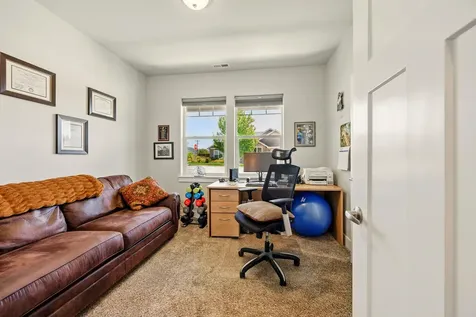 4833 Hathaway Drive Medford OR 97504