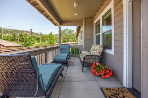 4833 Hathaway Drive Medford OR 97504
