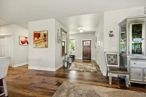 4833 Hathaway Drive Medford OR 97504