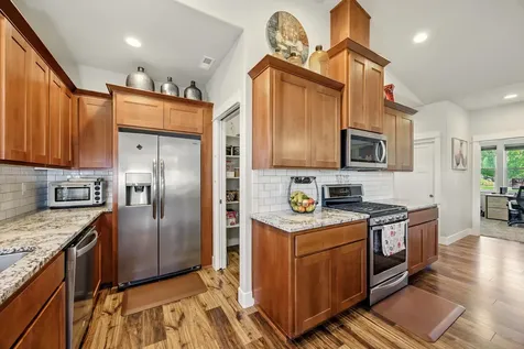 4833 Hathaway Drive Medford OR 97504