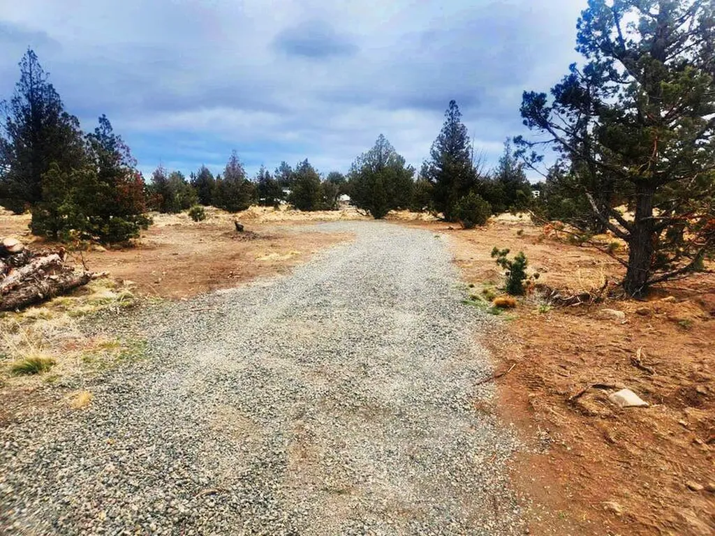 14852 SE Yakima Road Prineville OR 97754