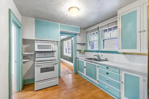 385 24th Street SE Salem OR 97301