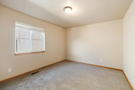 722 NE Redwood Avenue Redmond OR 97756
