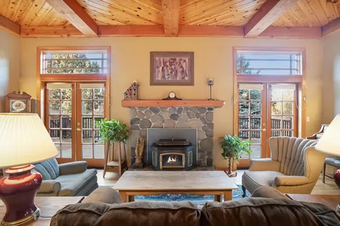64742 Sylvan Loop Bend OR 97701