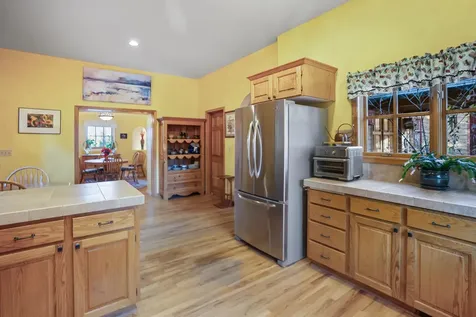 64742 Sylvan Loop Bend OR 97701