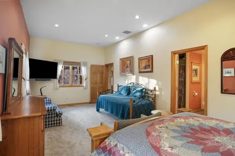 64742 Sylvan Loop Bend OR 97701