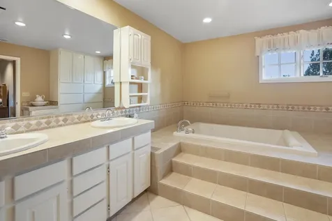 64742 Sylvan Loop Bend OR 97701