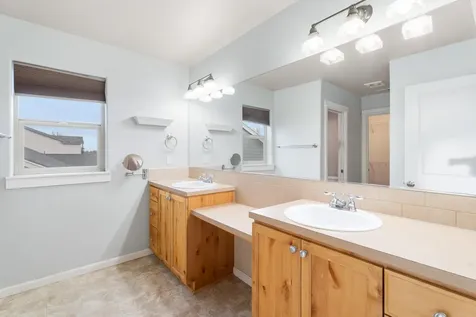 660 NW Greenwood Loop Redmond OR 97756