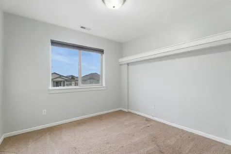 660 NW Greenwood Loop Redmond OR 97756