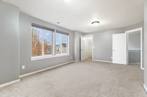 660 NW Greenwood Loop Redmond OR 97756