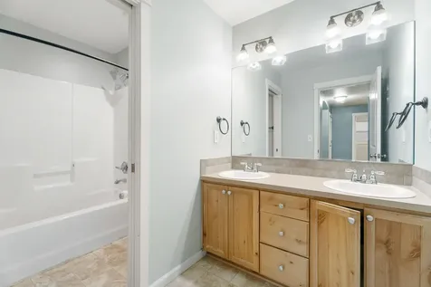 660 NW Greenwood Loop Redmond OR 97756