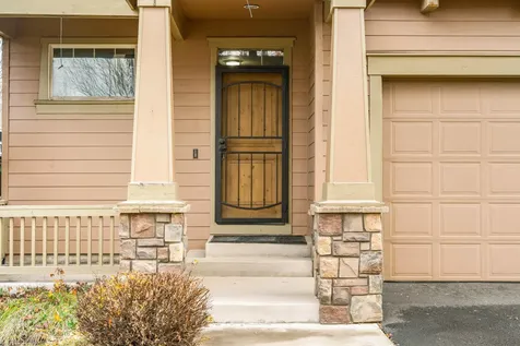 660 NW Greenwood Loop Redmond OR 97756