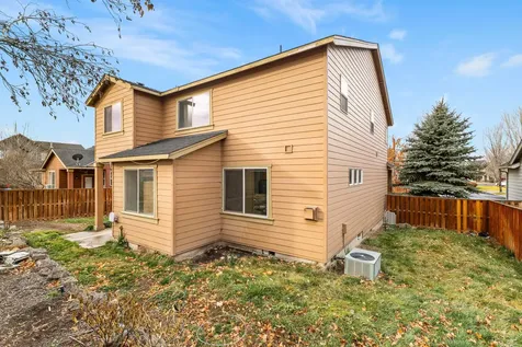 660 NW Greenwood Loop Redmond OR 97756