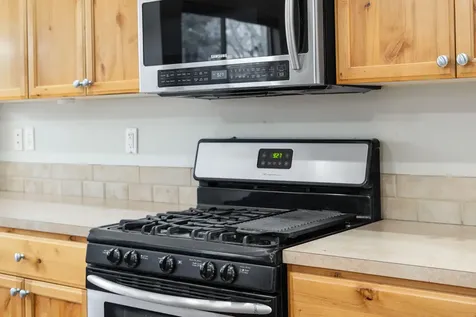 660 NW Greenwood Loop Redmond OR 97756