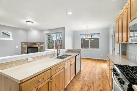 660 NW Greenwood Loop Redmond OR 97756