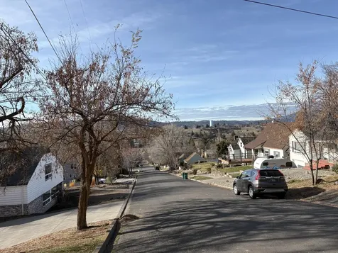 2051 Del Moro Street Klamath Falls OR 97601