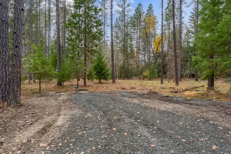1740 Pleasant Creek Road Rogue River OR 97537
