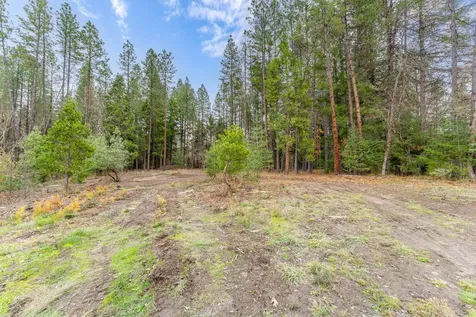 1740 Pleasant Creek Road Rogue River OR 97537