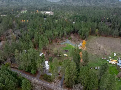 1740 Pleasant Creek Road Rogue River OR 97537