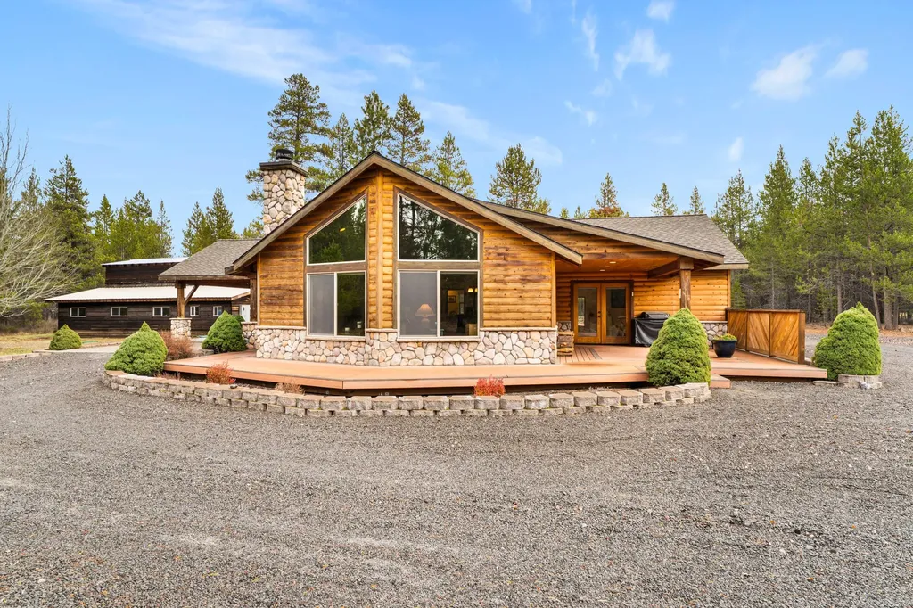 54456 Huntington Road Bend OR 97707