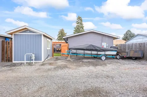 835 SW 14th Street Redmond OR 97756