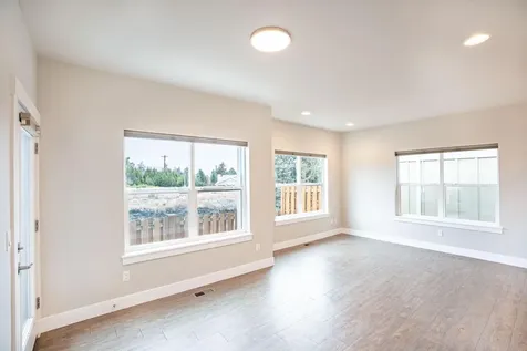 2755 SW Greens Boulevard Redmond OR 97756