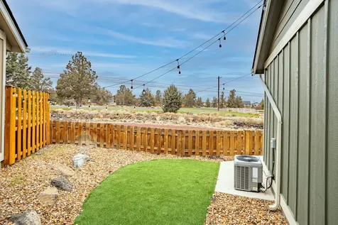 2755 SW Greens Boulevard Redmond OR 97756