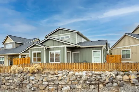 2755 SW Greens Boulevard Redmond OR 97756