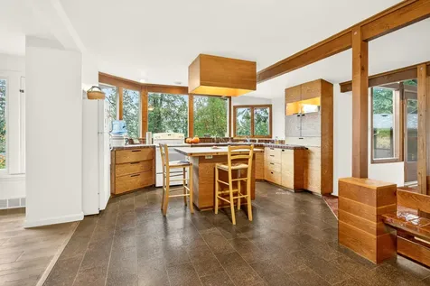 770 Elkader Street Ashland OR 97520