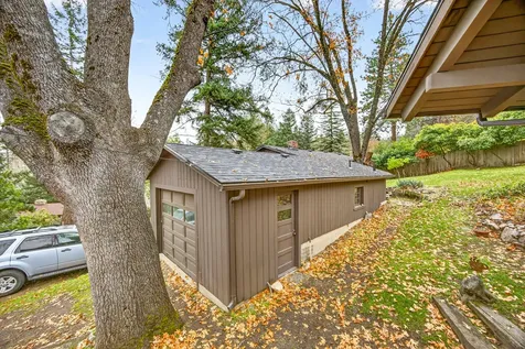 770 Elkader Street Ashland OR 97520