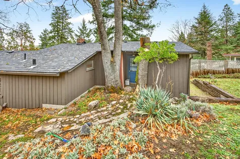 770 Elkader Street Ashland OR 97520
