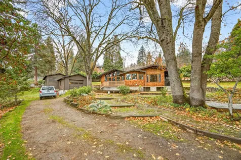 770 Elkader Street Ashland OR 97520