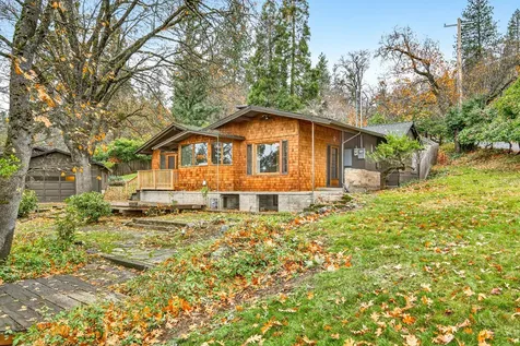 770 Elkader Street Ashland OR 97520