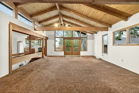 770 Elkader Street Ashland OR 97520