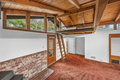 770 Elkader Street Ashland OR 97520